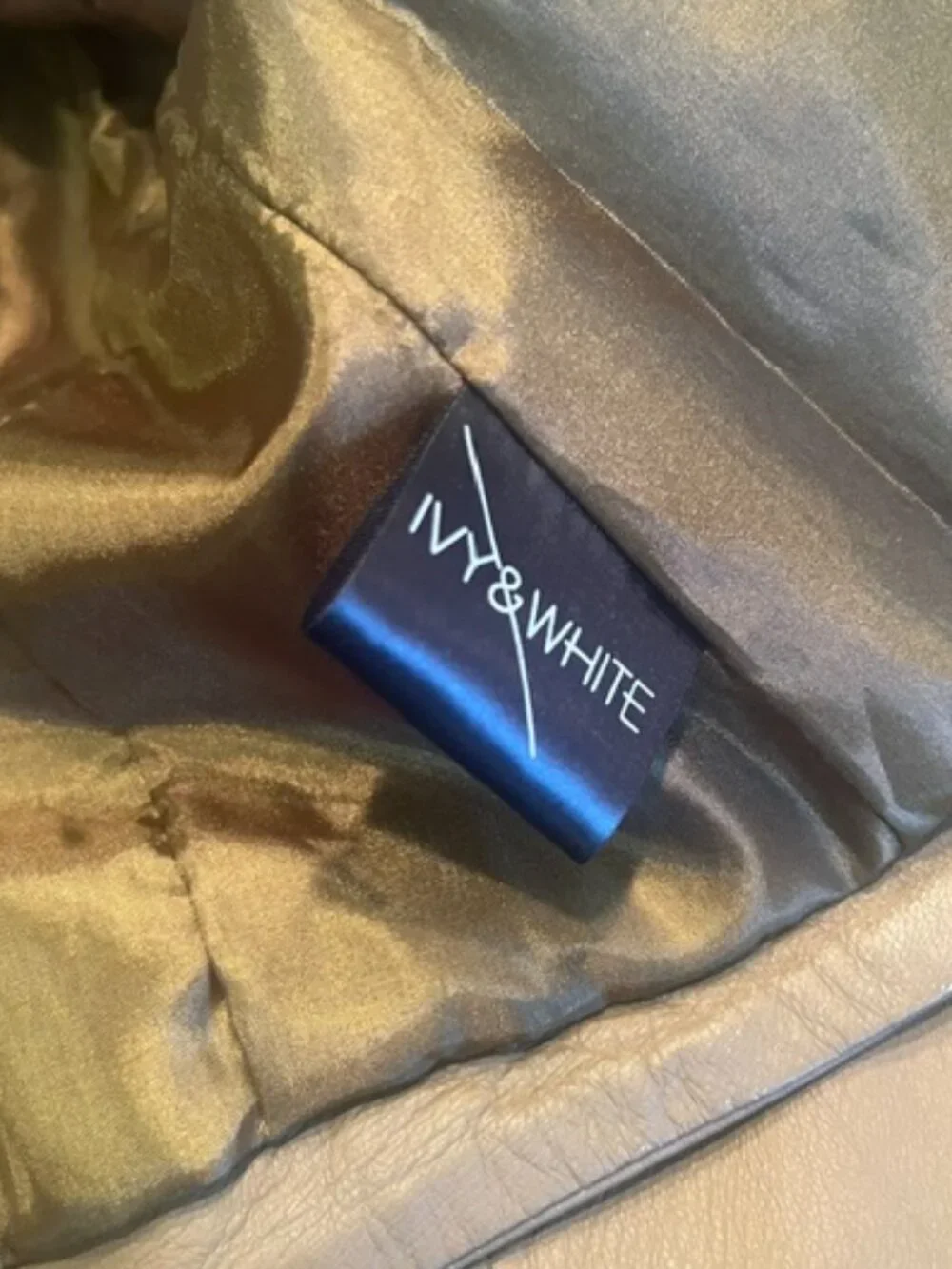 Taupe Lambskin Cropped Jacket – new with tags - Picture 9 of 9